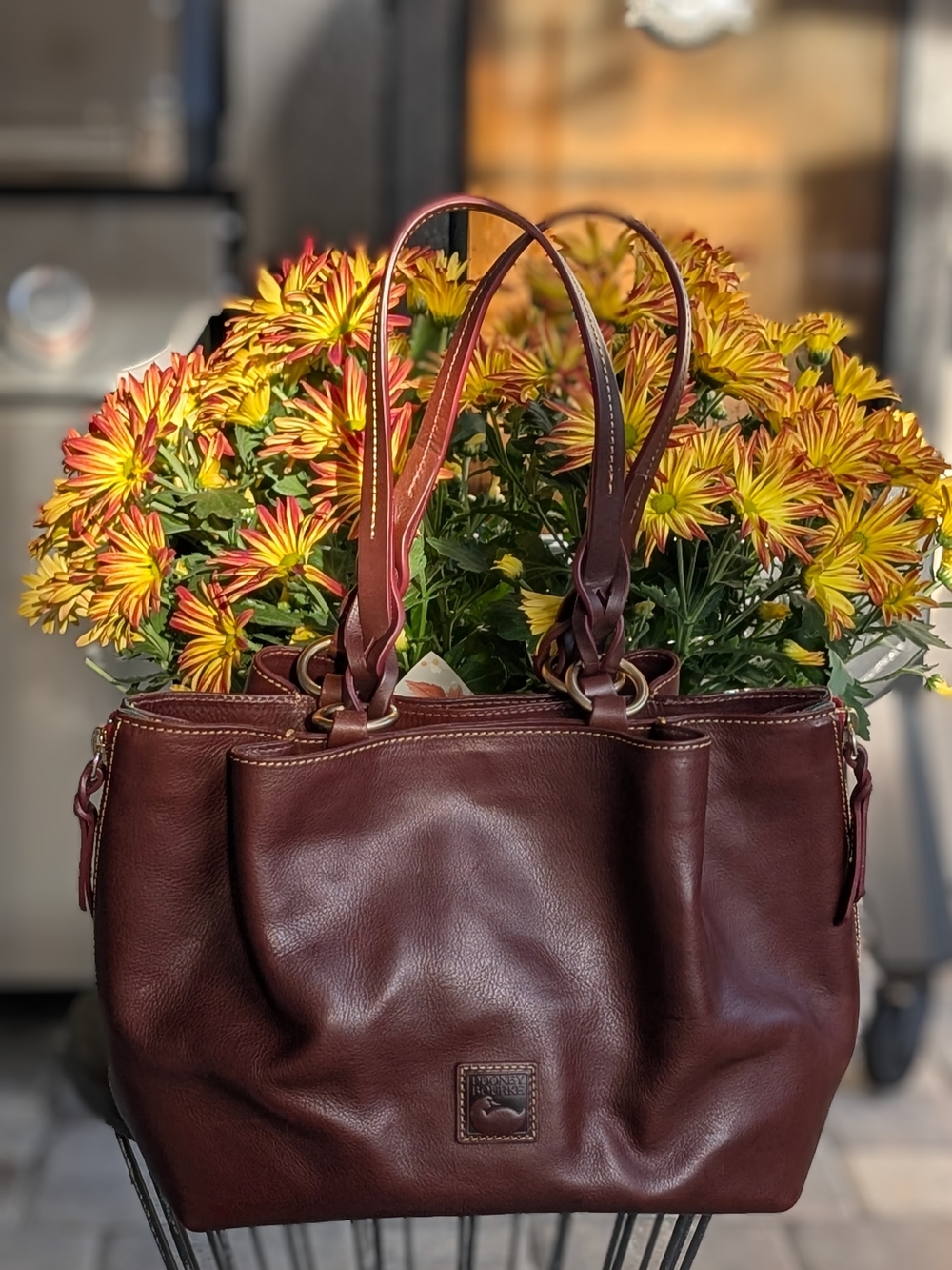 Dooney & Bourke Florentine Large Zip Barlow Chestnut Leather Tote